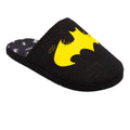 Black-Yellow - Front - Batman Mens Distressed Logo Slippers